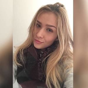 Meet your Posher, Natália